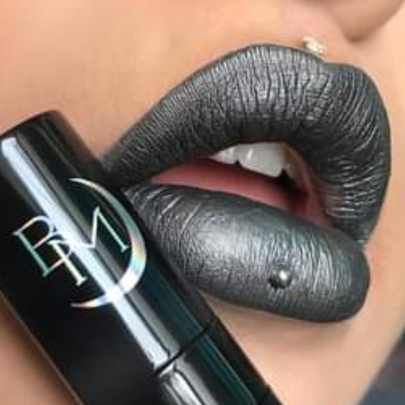 🌟🕷CASTLE Black 🌑 Moon Liquid Matte Lipstick NWT - Picture 1 of 6